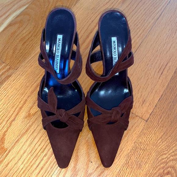 SOLD - Brand new Manolo Blahnik size 5.5 - Picture 2 of 5